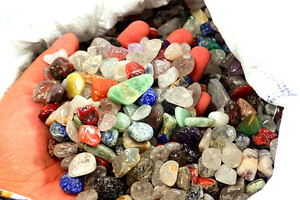 天然石チップ 色々 アソート 多種混合 Lサイズ 25キロ入り 149z11-150-2