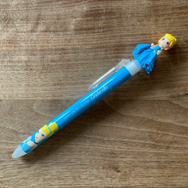 Disneyプリンセス　ノック式ボールペン　シンデレラ