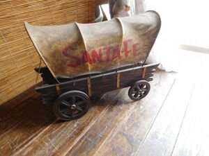 昭和レトロ　SANTAFE 貨車　荷車　　模型　50x20h37cm CAFE ディスプレイ