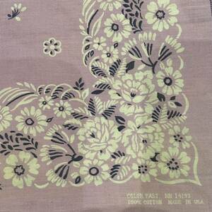 * Vintage / bandana /60s/70s/USA/FAST COLOR/ pink / purple / floral print /USA made /vintage/ Vintage / America made 