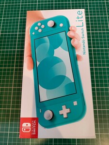 【送料無料】未使用品　Nintendo Switch Lite　ニンテンドースイッチライト　新品ハードケース　フィルム付　 