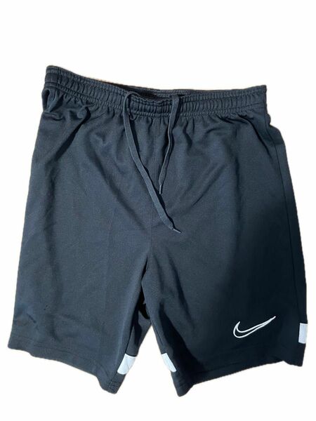 NIKE ナイキ ブラック ショートパンツ サッカー キッズL