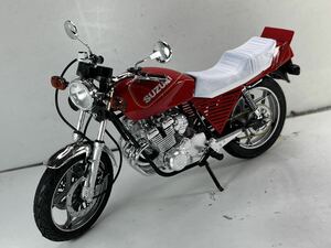 ☆１/１２プラモデル☆スズキＧＳＸ４００Ｆ☆「Ｇfour」☆「チョイ悪カスタム」☆塗装済み完成品 ☆送料無料☆ 