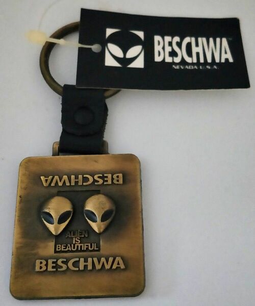 新品未使用品 長期保管品 BESCHWA ビシュワ Space alien エイリアン 宇宙人のKey holder キーホルダー