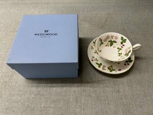 【未使用品】Wedgewoodウエッジウッド ティーカップ＆ソーサー ワイルドストロベリー 1客（管理番号：049102）　