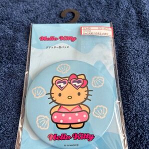 アベイル キティ 日焼けキティ 缶バッチ 新品未使用品