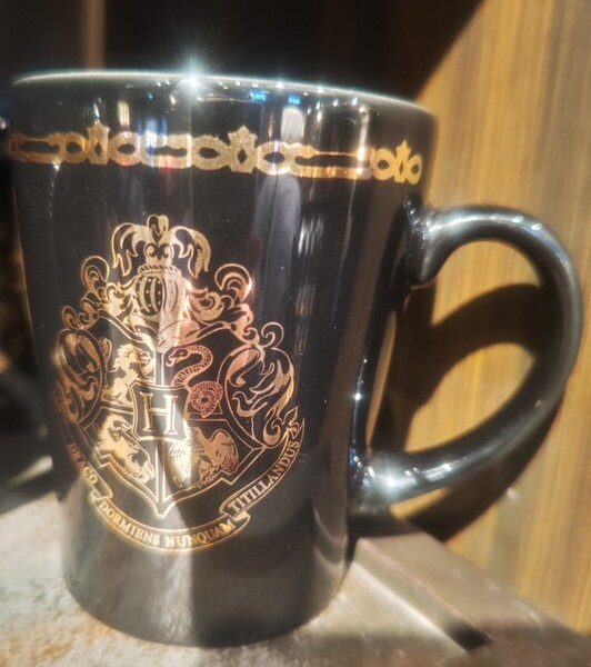 USJ ハリーポッター ホグワーツ紋章 マグカップ