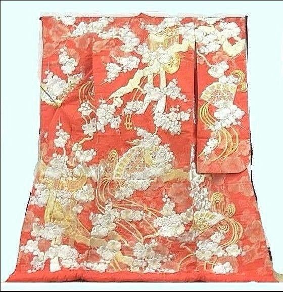 美品　豪華刺繍　色打掛　正絹　花嫁衣装　婚礼　ブライダル　枝梅御所車文　金銀糸　結婚式　神社挙式　お色直し