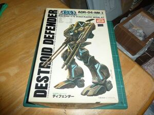 1/72 Defender Imai Super Dimension Fortress Macross 