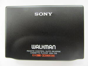 SONY WALKMAN WM-702 MADE IN JAPAN ソニー ウォークマン ポータブルカセットプレーヤー 日本製 ジャンク 部品どり