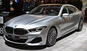 BMW8シリーズG14/G15/G16/F91/F92に！高品質多層構造ボディカバー！裏起毛・高撥水・良通気のプレミアムカーカバー！装着簡単な車カバー
