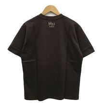 未使用品 AIGLE エーグル ロゴ メッセージ プリント 半袖 Tシャツ カットソー アウトドア フェス ブラウン 茶 メンズ XS_画像2