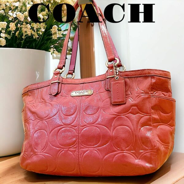 COACH コーチ　トートバッグ　エナメル　肩掛け　タグ付き　レディース　メンズ　レッド　ピンク ハンドバッグ