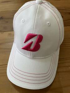 送料込み！ BRIDGESTONE ゴルフキャップ 白 ×ピンク ブリヂストン キャップ CAP 帽子 GOLF ゴルフウェア ホワイト B 