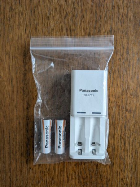 【美品】 Panasonic eneloop 単3形 2本 エネループ 充電器 パナソニック 急速充電器 ニッケル水素電池専用