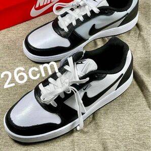 新品未使用26cm Nike EBERNON low prm "white black"