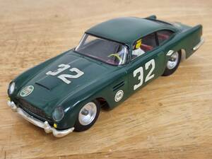 (35.). Revell 1/32 Aston Martin DB-5 slot car guide stockout parts 