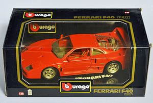 ◆burago フェラーリ F40 1/18 [FERRARI F40/1987]箱入 新品同様：イタリア製