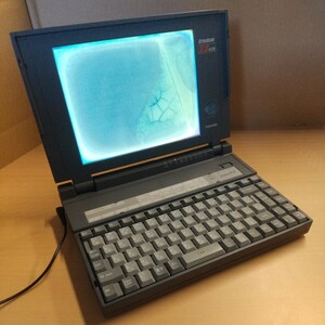 DynaBook EZ425 001モデル（TOSHIBA/ダイナブック/1994年?/動作未確認/液晶難あり/レトロ/JUNK）