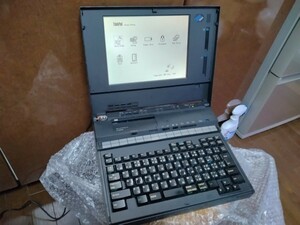 【希少】IBM ThinkPad 550BJ （Canon製プリンタ内蔵の激レアPC）起動確認済　※ジャンク扱いにて