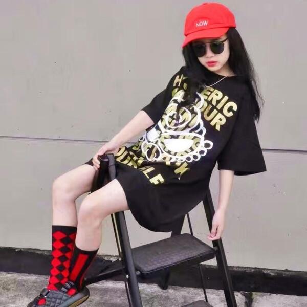 新品 子供服 夏服 HY黒×黄 女の子 男女兼用 Tシャツ 半袖 140cm