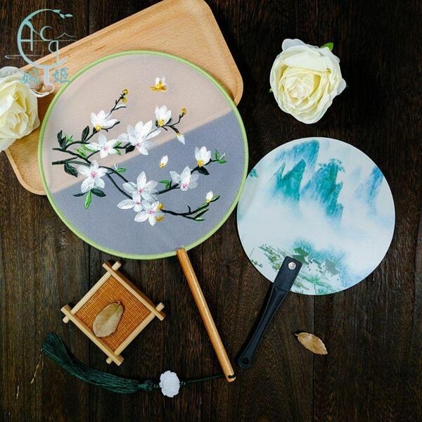 うちわ 扇子 両面刺繍 上品 花柄 団扇 和装 浴衣 花火大会 軽量 枝・花