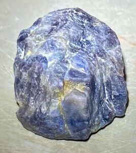  tongue The nia production natural blue sapphire raw ore 27.51g