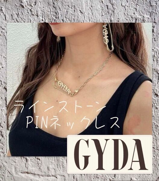 新品 未使用 GYDA JEYSUS ラインストーンpinネックレス ゴールド