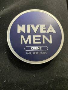 NIVEA