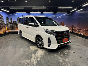 【諸費用コミ】:昭和1955 Toyota Noah 1.8 Hybrid Si W×B Toyotaセーフティセンス 後期type Black半革 中古vehicle 関西