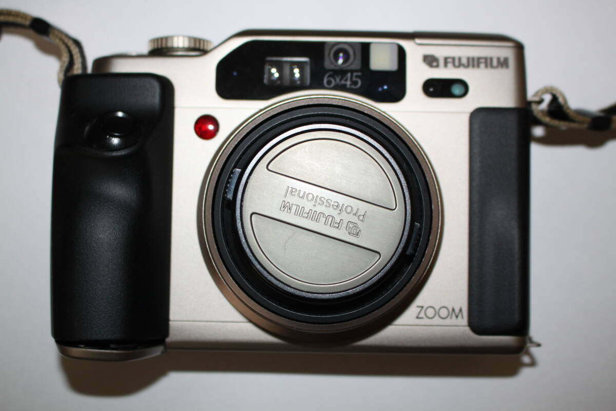 Yahoo!オークション -「fujifilm ga645zi」の落札相場・落札価格 Yahoo!オークション -「fujifilm ga645zi」の落札相場・落札価格