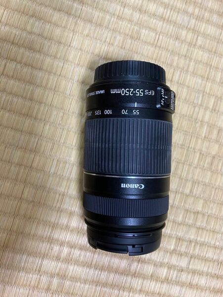 美品　Canon キャノン EFS レンズ　EF- S55-250mm IS II