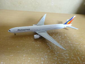 1/500 Herpa Philippines авиация 777-300ER