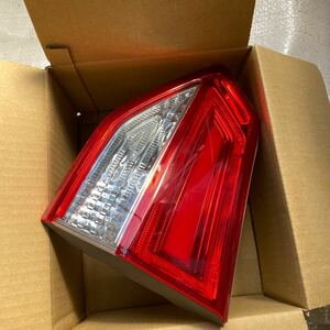 ホンダ／フリード　ＧＢ７　後期　右リアフィニッシャーランプ　LED『刻印J0』コイト132-62202　34150-TDK-J01テールランプ テールライト