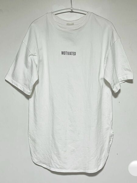 GU ロングTシャツ　Mサイズ　ホワイト　白