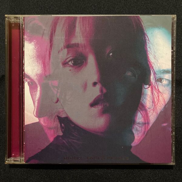globe / FACES PLACES