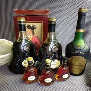 ＃HENNESSY XO ２本 古酒、金キャップ（グリーンボトル)/ 旧ボトルのNAPOLEONナポレオン1本/ミニチュアXO 3本/古い超高級コニャック合計6点