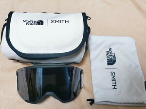 SMITH（ヘルメット、サングラス）