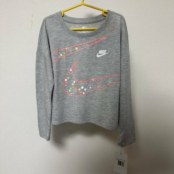 【激安】NIKE LONG SLEEVE GRAPHIC T-SHIRT 120