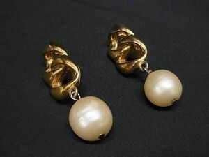1 jpy CHANEL Chanel 93P pearl clip type earrings accessory lady's gold group × ivory series FC5826