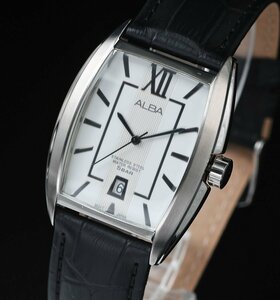 新品 逆輸入セイコーALBA 知的で気品あるトノー型ケース＆ローマ数字 ホワイトフェイス 50m防水 本革ベルト メンズ日本未発売 腕時計