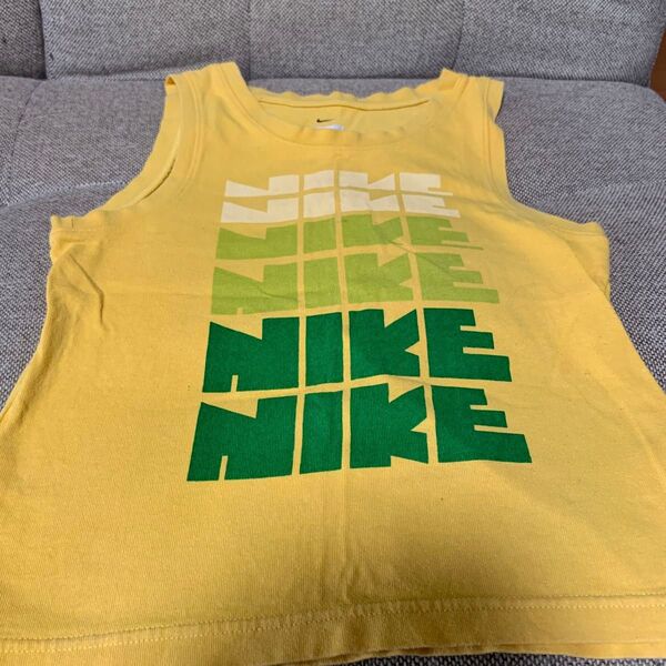 NIKEタンクトップ110