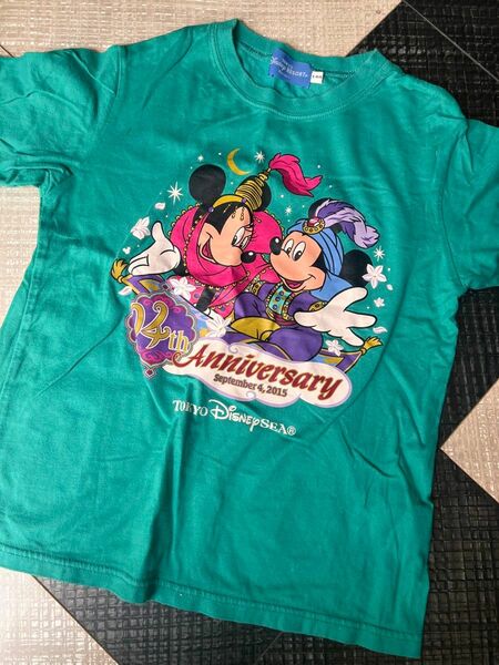 ディズニーシー 14周年 Tシャツ 140 ミッキー Disney アラビアン ドナルド デイジー ミニー 