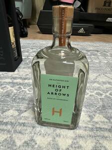* not yet . plug * horn reel -do.. place height ob Arrows Gin 43 times 700ml*