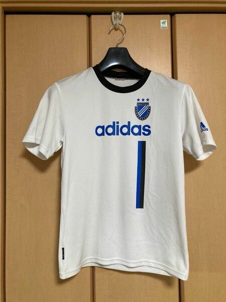 adidas サッカーＴ　Ｓサイズ 白