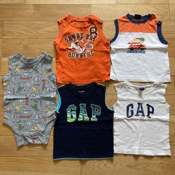 ギャップ タンクトップ ノースリーブ Tシャツ キッズ オッシュコシュ ロゴ ロンパース 90.