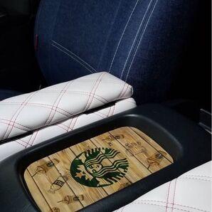 ハイエースコンソールトレイパネル