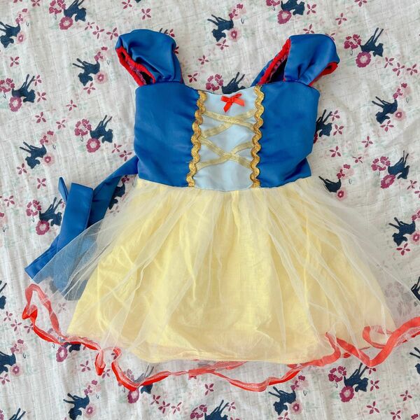 ディズニー白雪姫ドレス　ワンピース90 ドレス