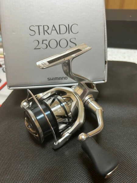 シマノ　23ストラディック2500S【ベアリング追加】カスタム品