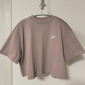 未使用　NIKEナイキ　Tシャツ　シャート丈　綿100%　XL